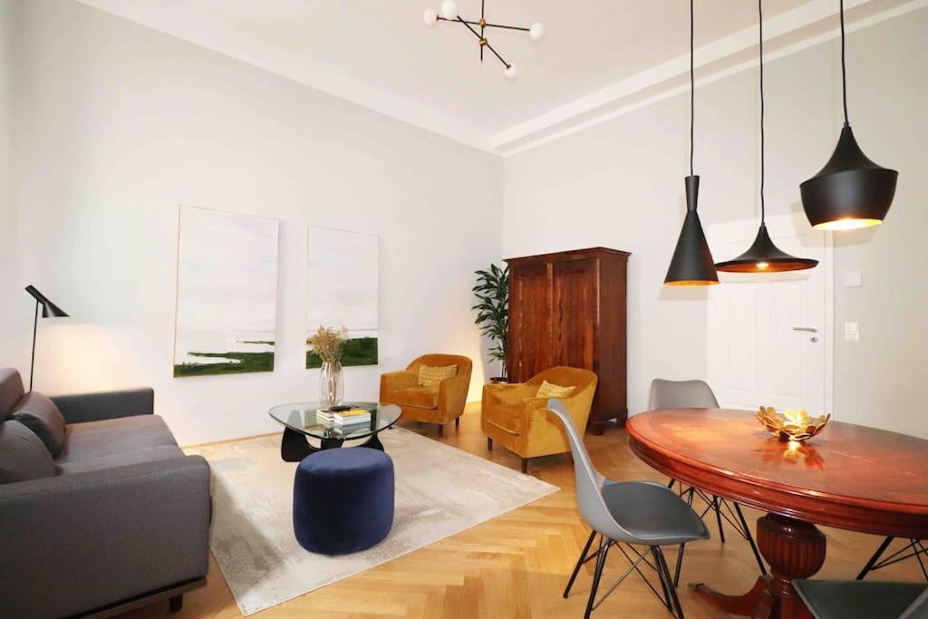 Center Apt In Best Area Near Park & Danube 20'To Airport Apartment เวียนนา ภายนอก รูปภาพ